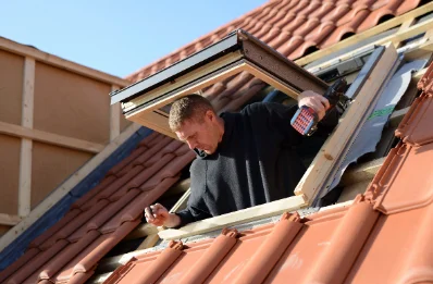 Pose de fenêtres de toit Velux à Montmain